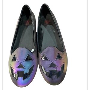 STRANGE CVLT woman's iridescent jack-o'-lantern flats size 9